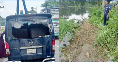 নোয়াখালীতে মাইক্রোবাস খালে পড়ে একই পরিবারের ৭ জন নিহত