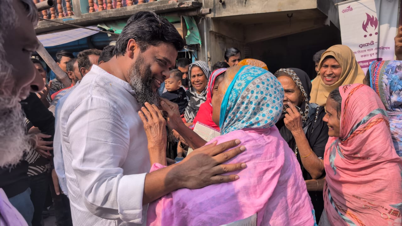 রাজধানীর ৫৮ নং ওয়ার্ডে তানভীর আহমেদ রবিনের গণসংযোগ