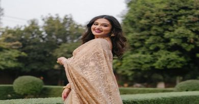 মায়ের শাড়িগুলো পৃথিবীর সবচেয়ে সুন্দর শাড়ি: ফারিণ