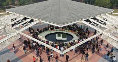 উন্মুক্ত হলো জিয়ার সমাধিস্থল: চলছে খালেদা জিয়ার কবর জিয়ারত