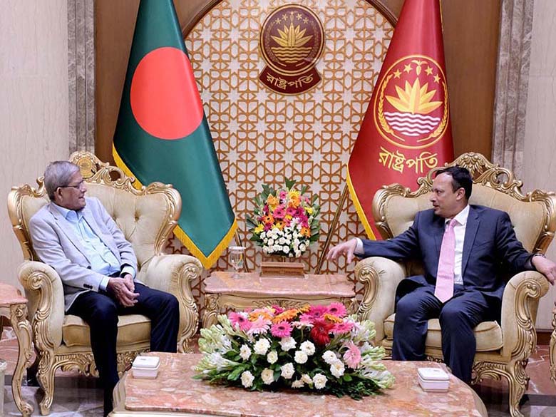 রাষ্ট্রপতির সঙ্গে অ্যাটর্নি-জেনারেলের সৌজন্য সাক্ষাৎ