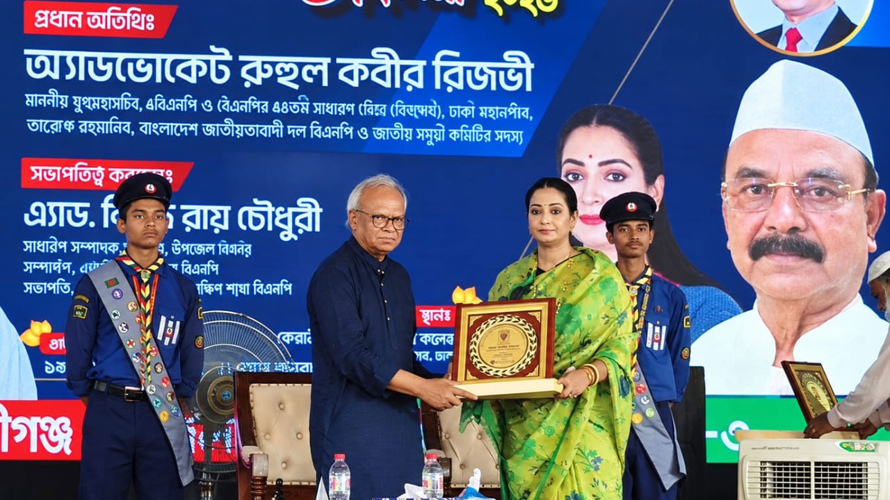 ১৭ বছরে শিক্ষাব্যবস্থা নিয়ে ছেলেখেলা হয়েছে: রিজভী